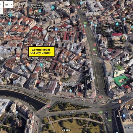 Domum Unirea, Across The Street Of Old City Center Bukarest Eksteriør billede