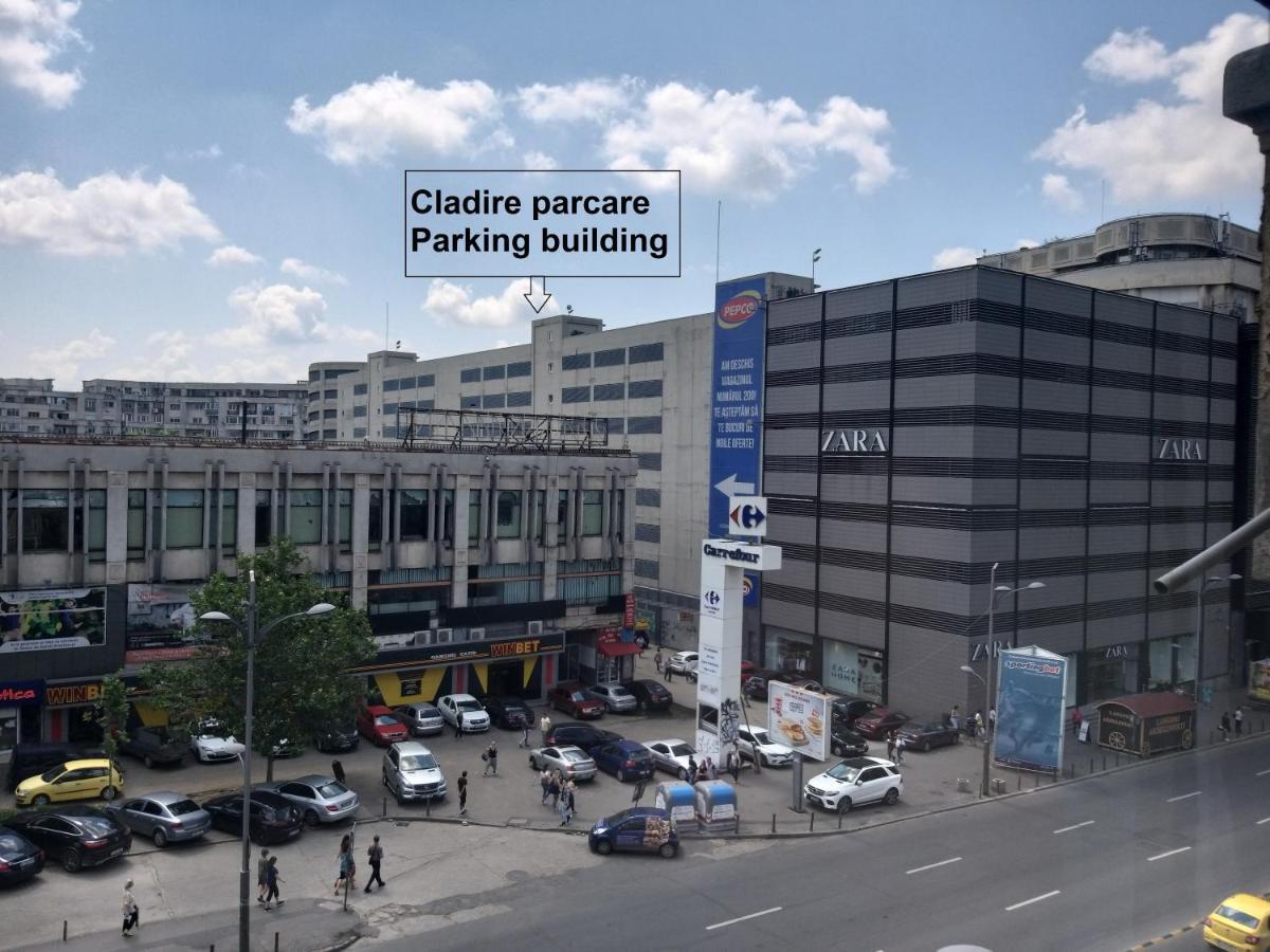 Domum Unirea, Across The Street Of Old City Center Bukarest Eksteriør billede